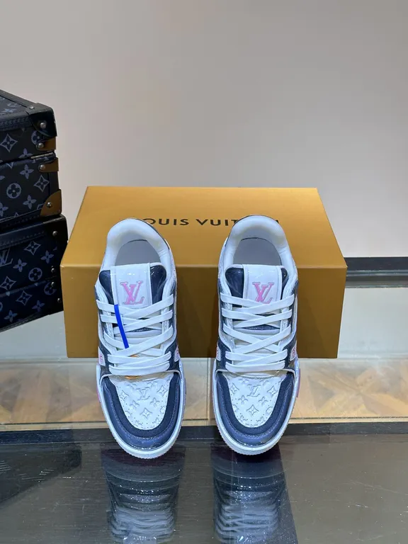 Louis Vuitton Shoe 